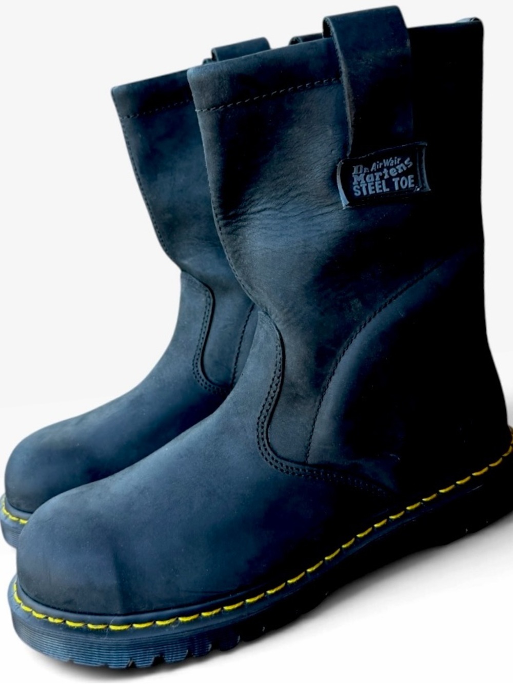 Menโs Brand New w/ Tags Dr. Martens Black Workboots